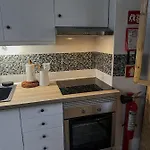 Estudio Em - Karmea Nyaraló