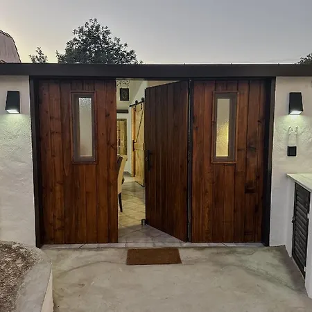 Estudio Em - Karmea Houses Holiday home