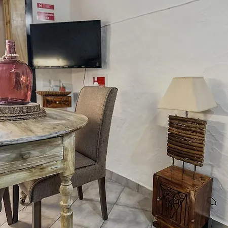 Estudio Em - Karmea Houses *